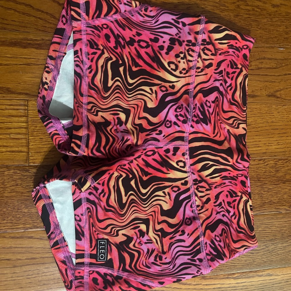 Fleo Apex Contour short 3.25- mid rise